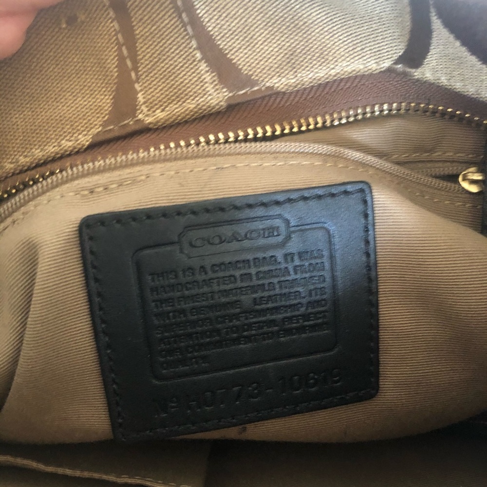 Coach handbag - Picture 2 of 2